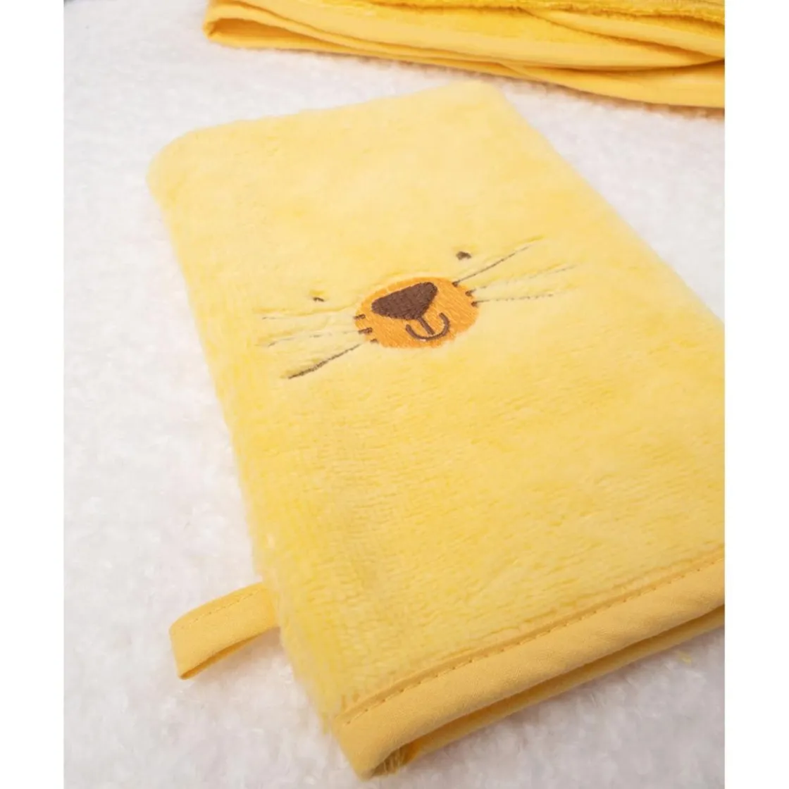 Prenatal Albornoz niño "León"