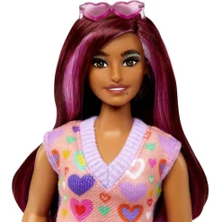 MATTEL Barbie - Muñeca Fashionista con vestido de corazones y accesorios de moda ㅤ