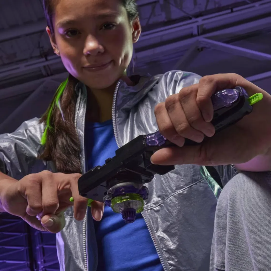 BEY BLADE Beyblade X - Set lanzador Victory Grip