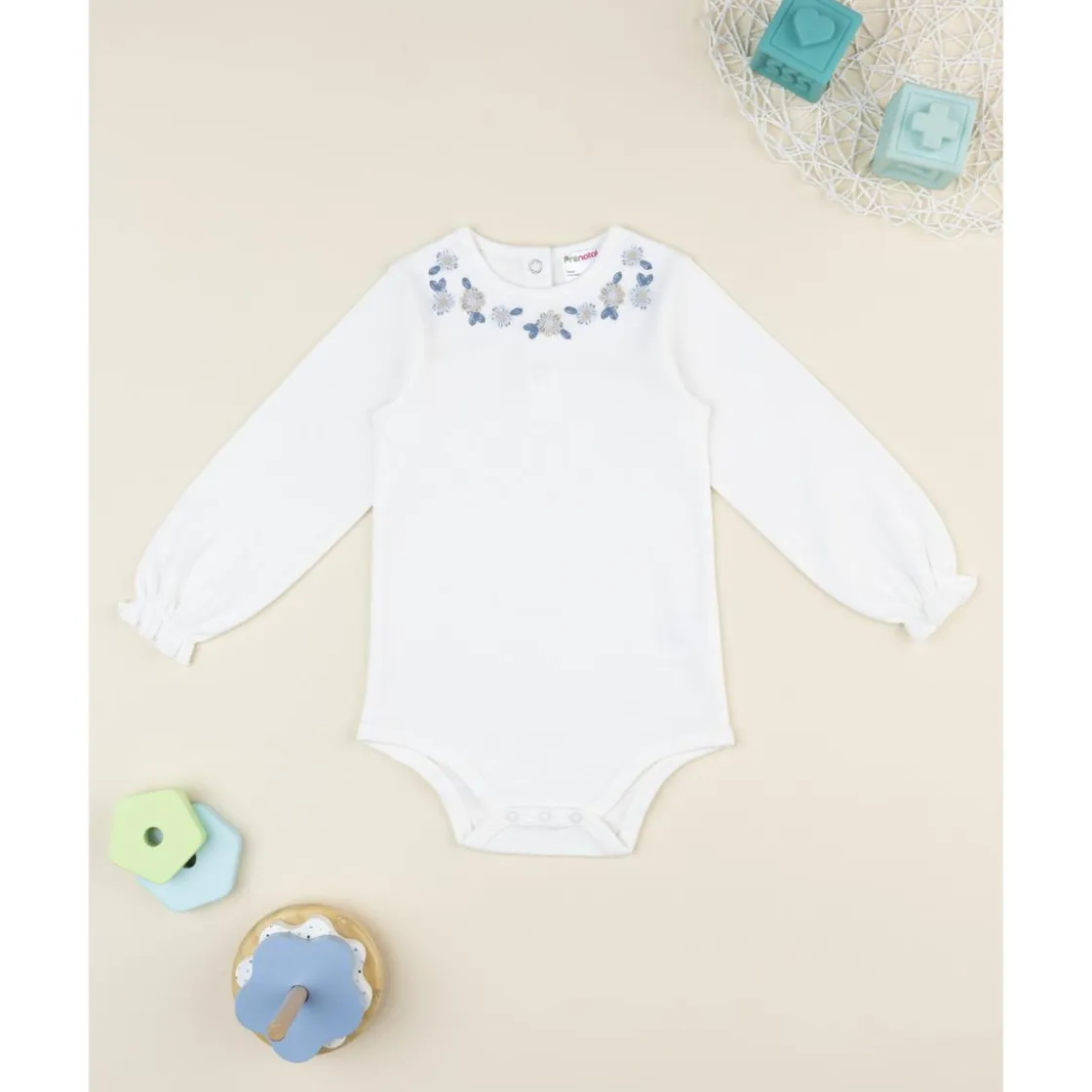 Prenatal Body de niña blanco con bordado floral