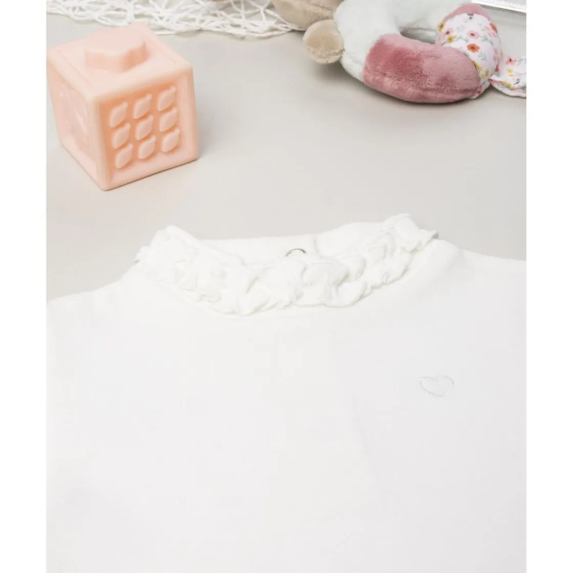 Prenatal Body niña blanco con volante en el cuello