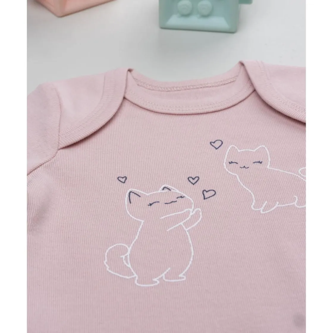 Prenatal Body niña rosa con gatitos