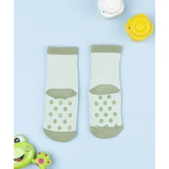 Prenatal Calcetines antideslizantes de niño verdes con dinosaurio