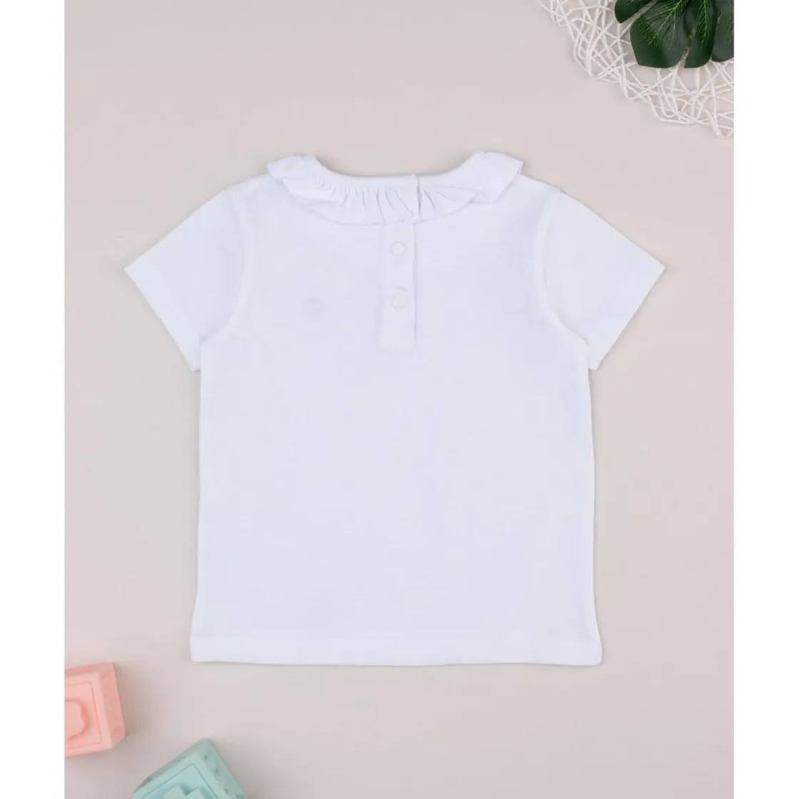 Prenatal Camiseta Niña Blanca con Detalle de Margarita y Cuello Colgante