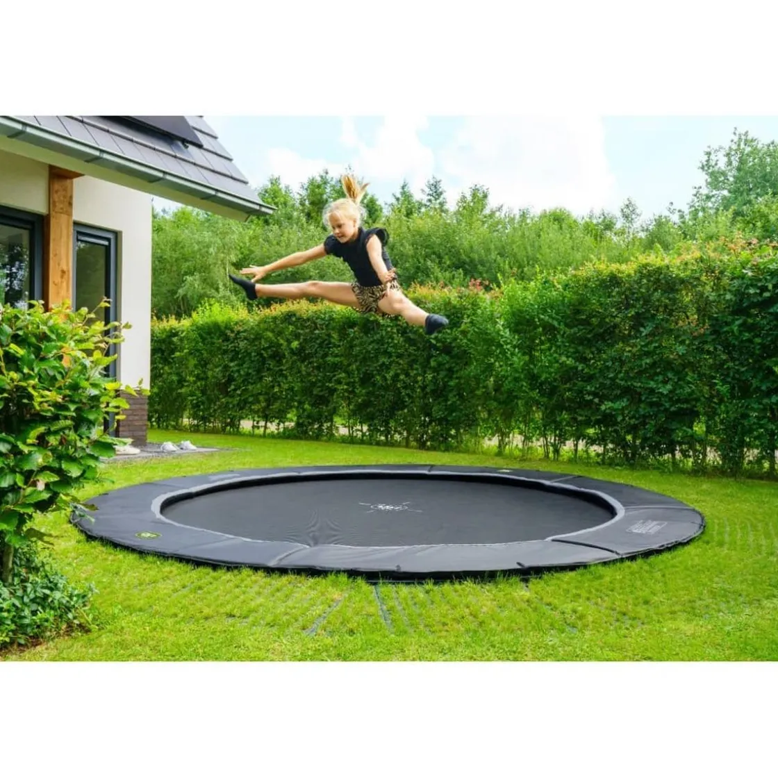 Exit Toys Exit - Cama elástica de suelo Dynamic 305 cm negro con perímetro de seguridad