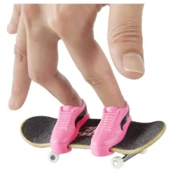 MATTEL Hot Wheels - Monopatín de juguete con zapatillas para dedos, modelos surtidos (Varios modelos) ㅤ