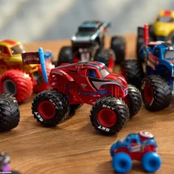 MONSTER JAM Marvel - : 1:64 (Varios modelos)