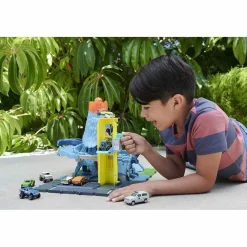 MATTEL Matchbox - Huida del volcán