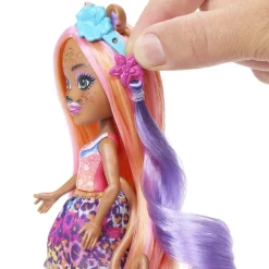 MATTEL - Enchantimals - Muñeca guepardo Glam Party con accesorios para peinar y mascota ㅤ* Muñecas