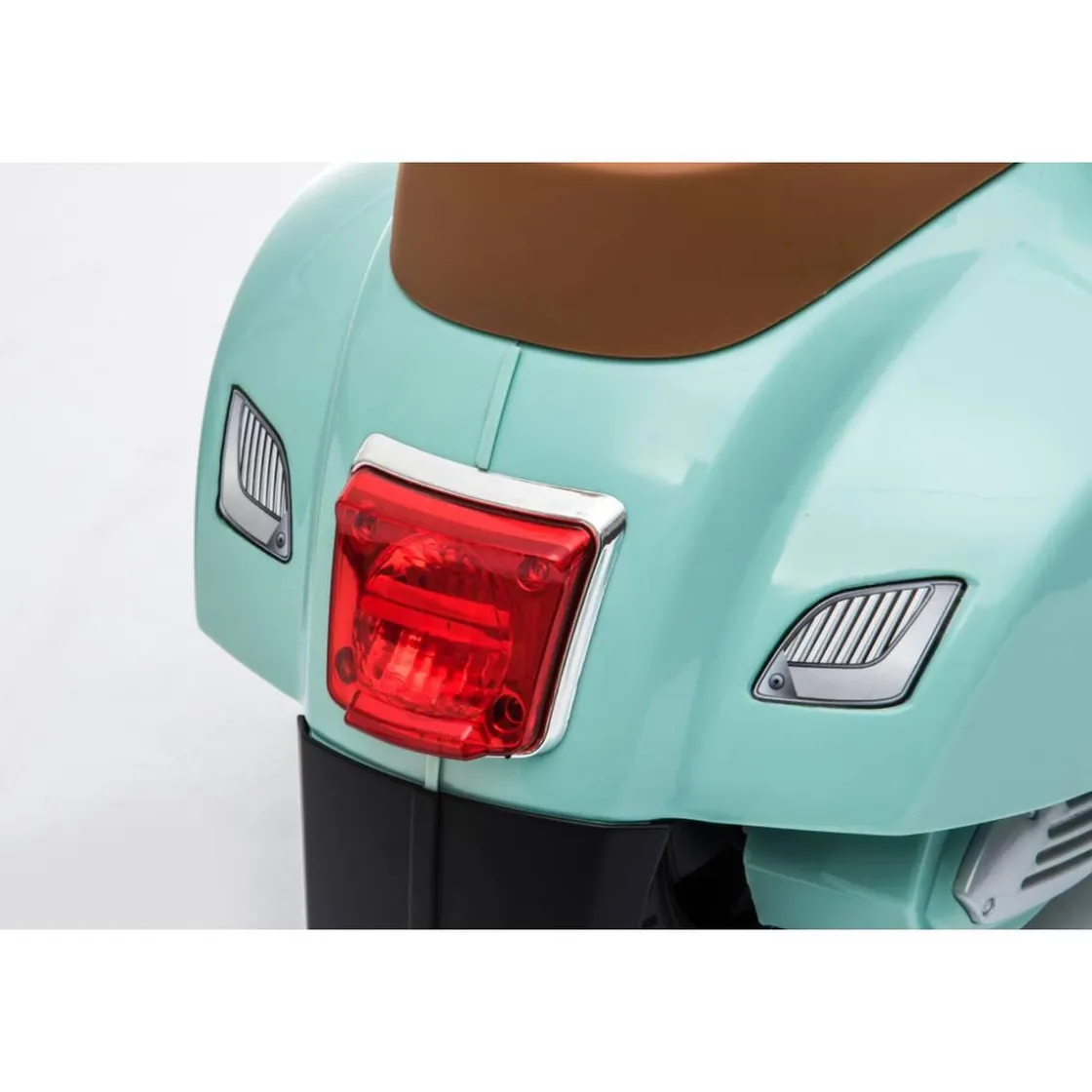 PL OCIOTRENDS Mini Vespa verde oliva 6V