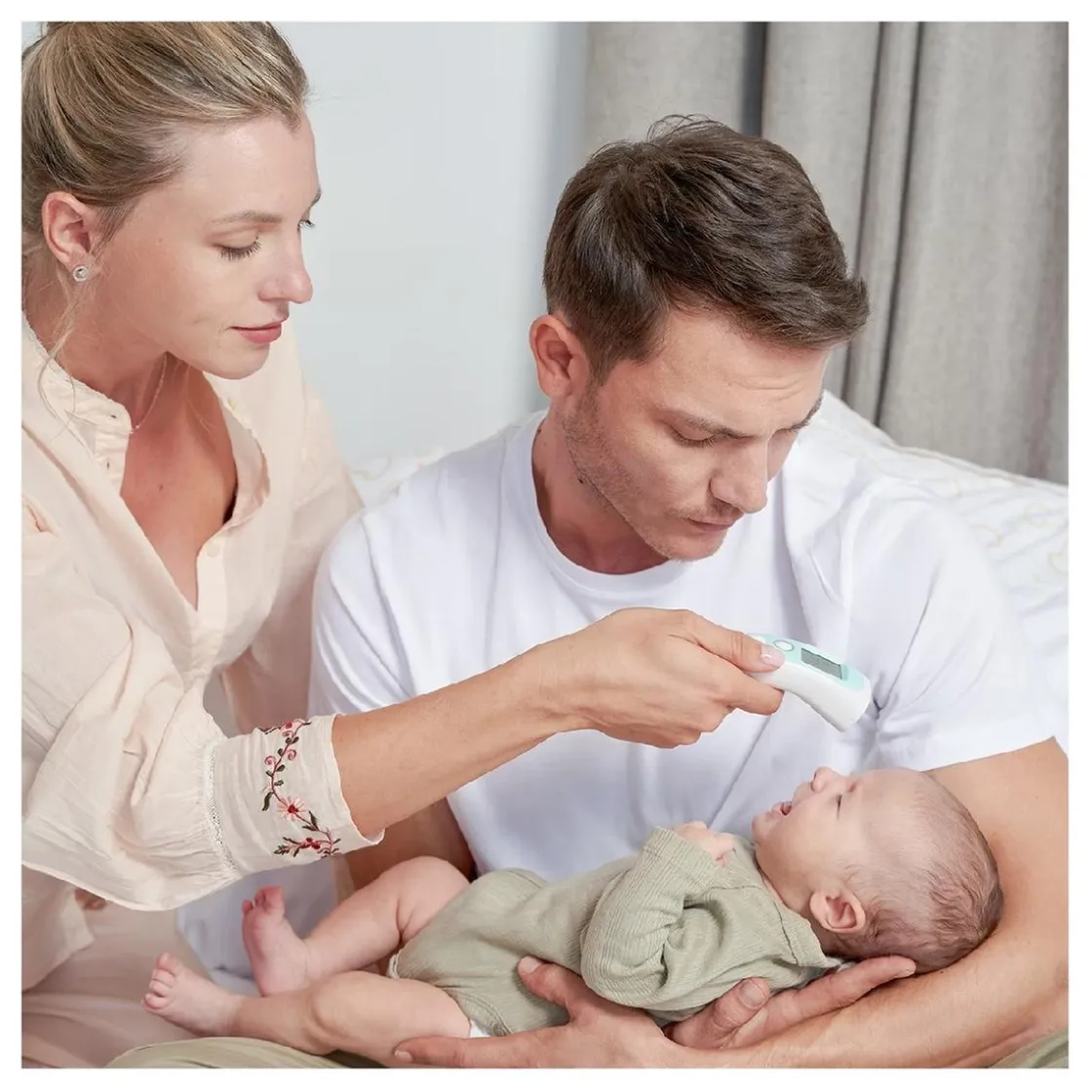 MINILAND - Termómetro digital sin contacto Thermoadvanced Pharm verde