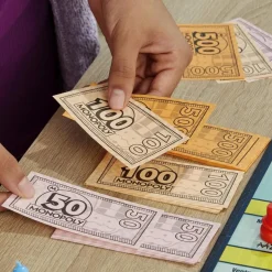 HASBRO EUROPEAN Monopoly Knock Out