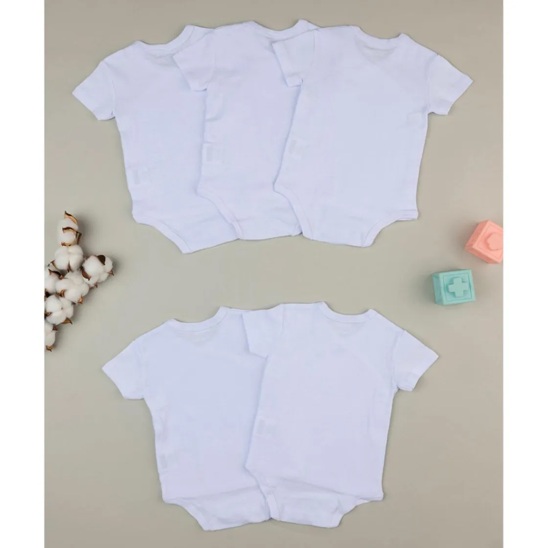 Prenatal Pack 5 bodies blancos con apertura lateral