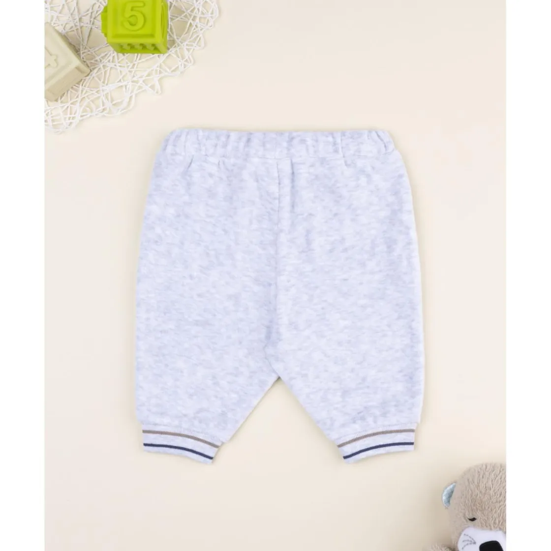 Prenatal Pantalón de terciopelo gris claro con parche de osito