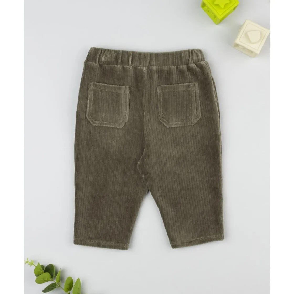 Prenatal Pantalón velour niño verde