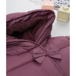 Prenatal Plumífero rosa con lazos para niña