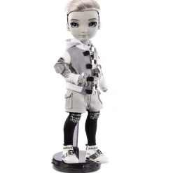 RAINBOW HIGH Shadow High - Ash Silverstone* Muñecas