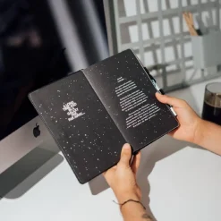 GRUPO ERIK Star Wars - Cuaderno A5 + Bolígrafo sable Darth Vader