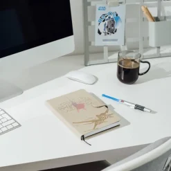 GRUPO ERIK Star Wars - Cuaderno A5 + Bolígrafo sable Luke Skywalker* Merchandising|Friki Zone