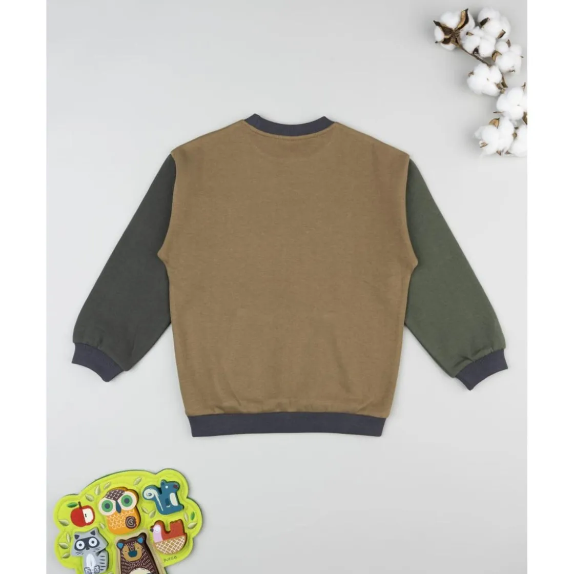 Prenatal Sudadera niño color block marrón y verde