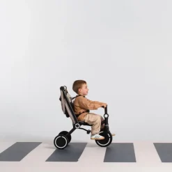 SMARTRIKE Triciclo evolutivo Wonder MAX color negro