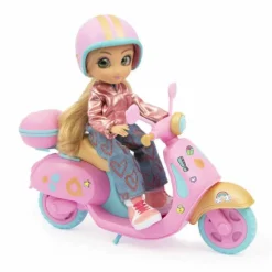 FAMOSA Unique Eyes - Muñeca y Scooter (varios modelos)* Muñecas